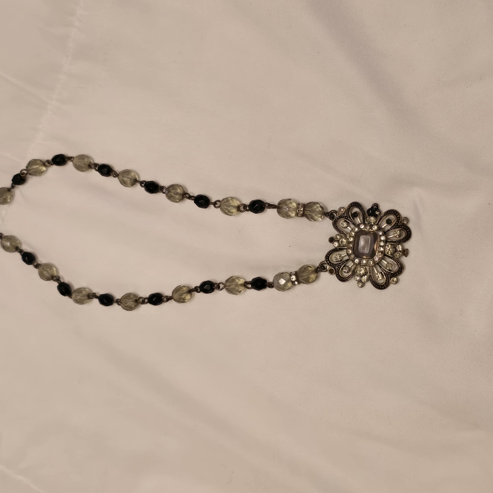Elegant Black and Silver Necklace